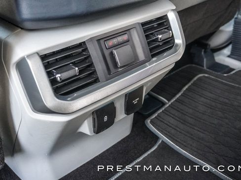 Used 2021 Ford F150 Limited image 24