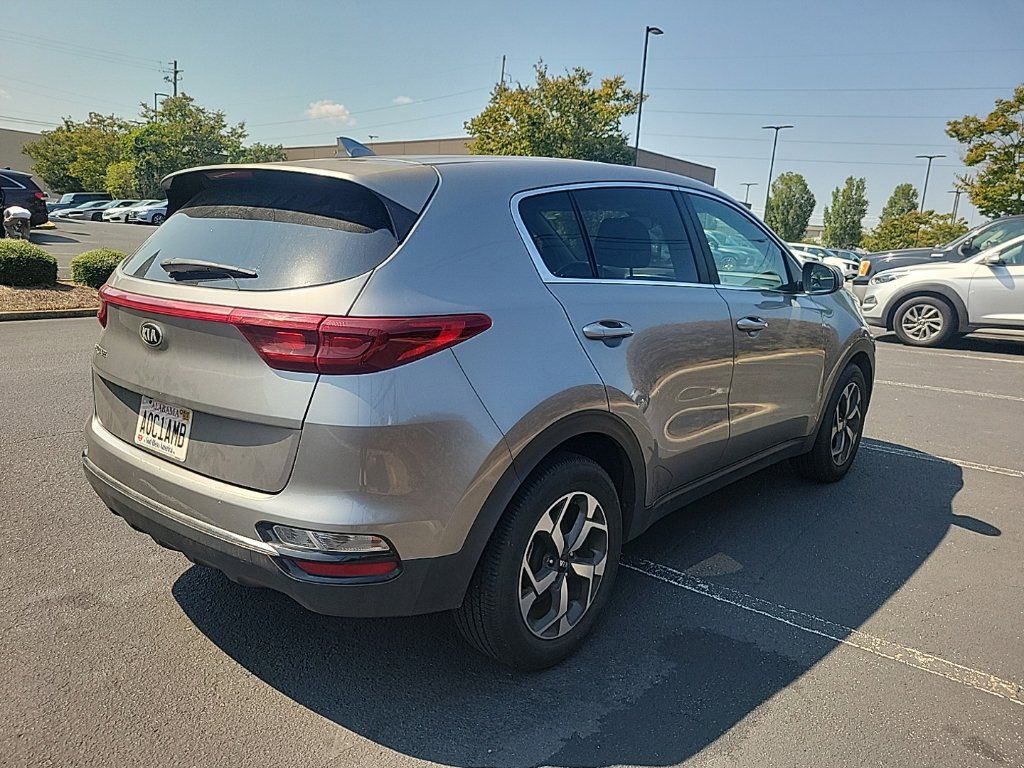 Used 2020 Kia Sportage LX FWD image 3