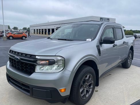 Used 2024 Ford Maverick XLT w/ XLT Luxury Package AWD/4WD image 3