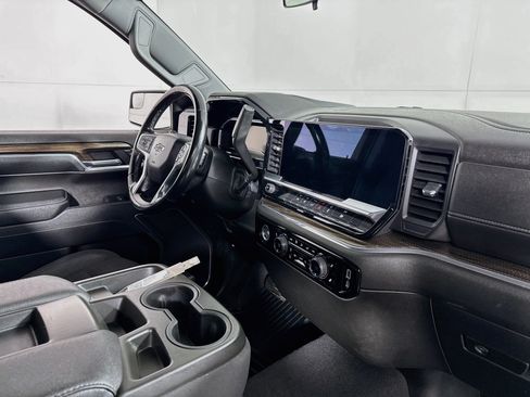 Used 2023 Chevrolet Silverado 1500 RST AWD/4WD image 26