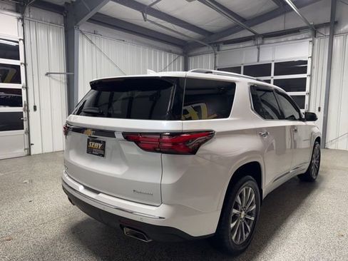 Used 2022 Chevrolet Traverse Premier image 26