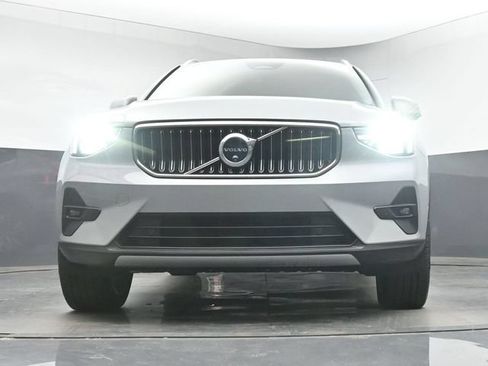 Used 2024 Volvo XC40 B5 Plus w/ Protection Package Premier AWD/4WD image 50