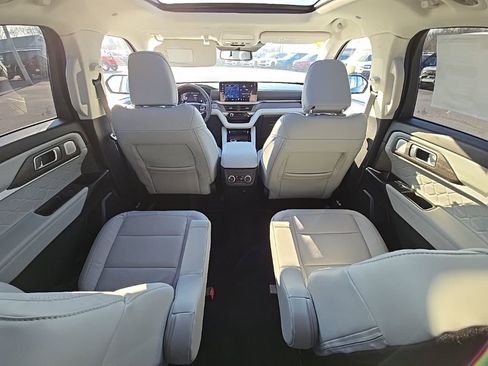 New 2026 Ford Explorer Platinum w/ LUX Leather Package image 23