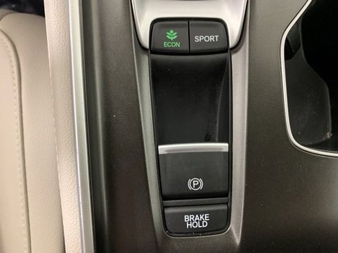 Used 2020 Honda Accord Touring image 27