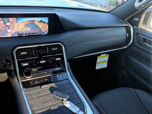 New 2026 Nissan Armada SL w/ Captain's Chari Seat Package image 13