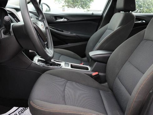 Used 2016 Chevrolet Cruze LS FWD image 13