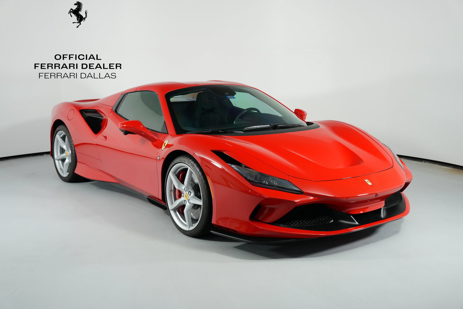 Used 2023 Ferrari F8 Tributo RWD image 1