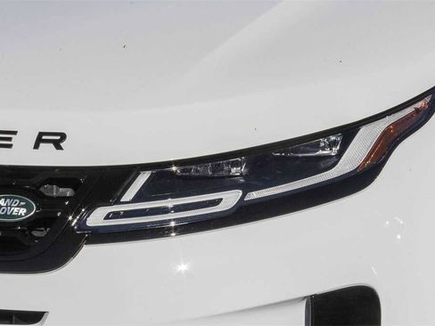 Used 2022 Land Rover Range Rover Evoque SE image 7