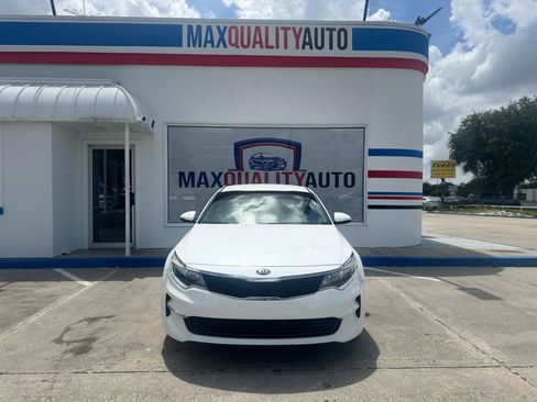 Used 2018 Kia Optima LX w/ Convenience Package FWD image 10