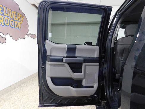 Used 2015 Ford F150 XLT image 69