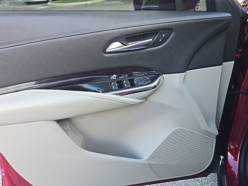 Used 2020 Cadillac XT4 Luxury FWD image 13