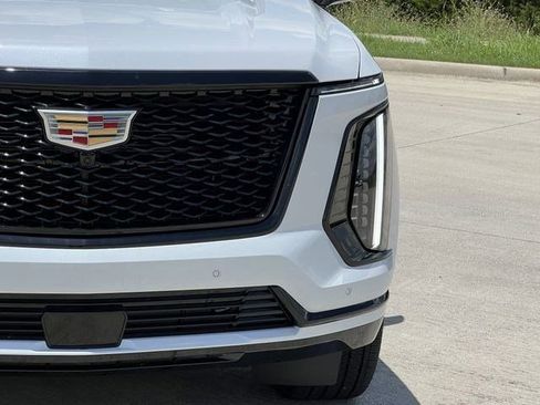 New 2026 Cadillac Escalade ESV Sport w/ Touring Package AWD/4WD image 8