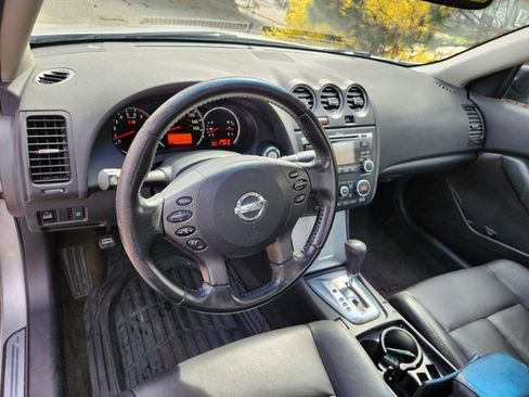 Used 2010 Nissan Altima 2.5 SL w/ SL Pkg image 6