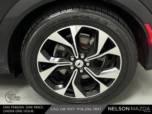 Used 2022 Ford Mustang Mach-E Premium image 12