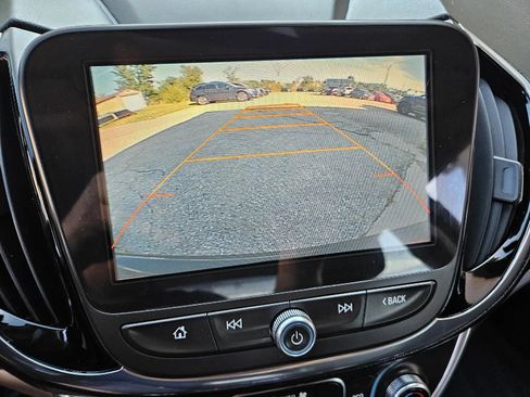 Used 2017 Chevrolet Volt Premier w/ Driver Confidence II Package FWD image 21