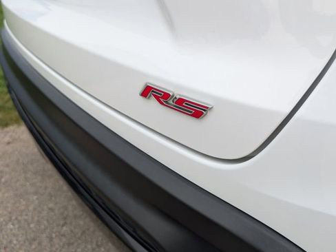 Used 2024 Chevrolet Trax RS FWD image 28
