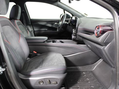 Used 2024 Chevrolet Blazer EV RS AWD/4WD image 14