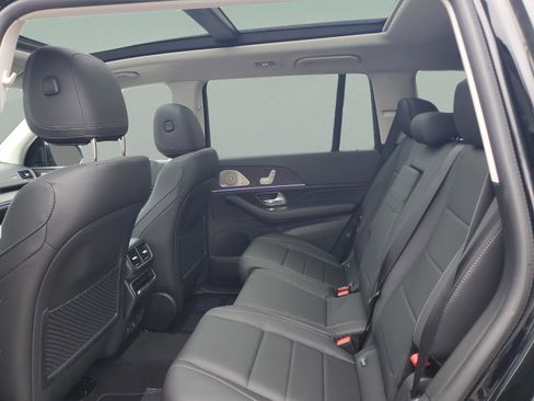 New 2026 Mercedes-Benz GLS 450 4MATIC image 6