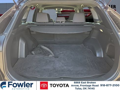 Used 2024 Toyota RAV4 SE AWD/4WD image 18