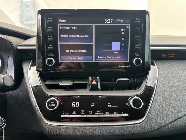 Used 2022 Toyota Corolla LE FWD image 17