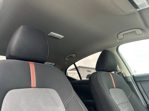 Used 2024 Nissan Sentra SR w/ Lighting Package FWD image 19