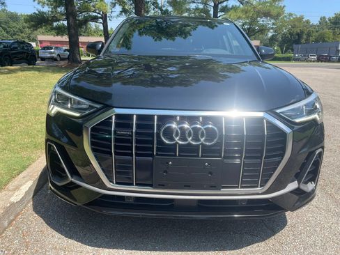 Used 2020 Audi Q3 2.0T Premium Plus w/ Premium Plus Package AWD/4WD image 8