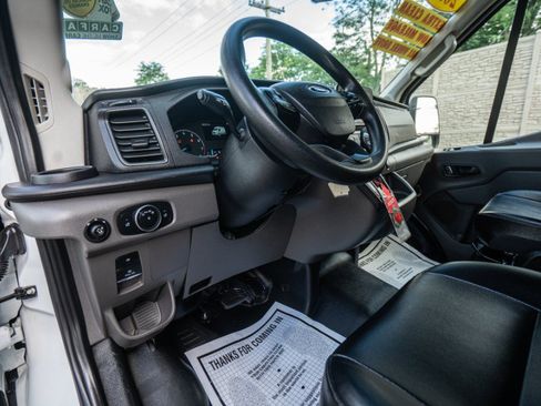 Used 2024 Ford Transit 250 148 Medium Roof Extended AWD image 27