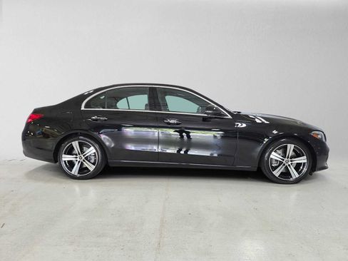 Used 2023 Mercedes-Benz C 300 4MATIC Sedan image 2