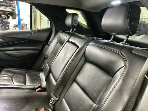 Used 2019 Chevrolet Equinox Premier image 25