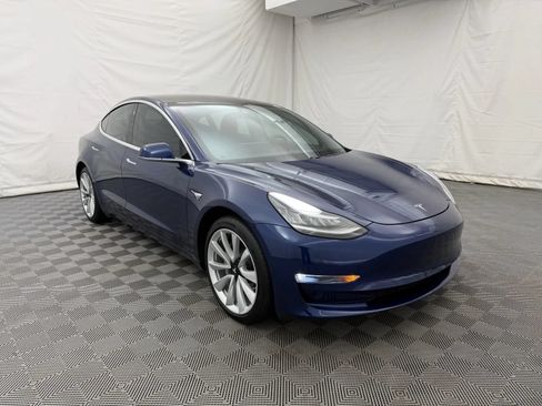 Used 2018 Tesla Model 3 Long Range AWD/4WD image 4