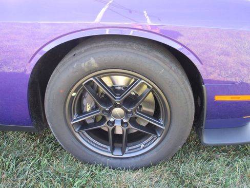 Used 2023 Dodge Challenger SRT Hellcat Redeye RWD image 15