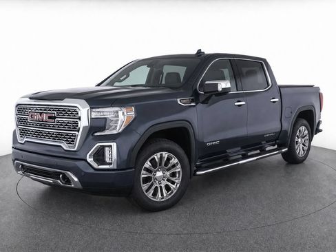 Used 2021 GMC Sierra 1500 Denali w/ Technology Package AWD/4WD image 3