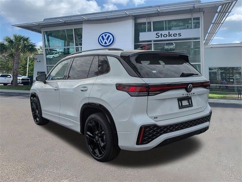 New 2026 Volkswagen Tiguan SE R-Line image 6