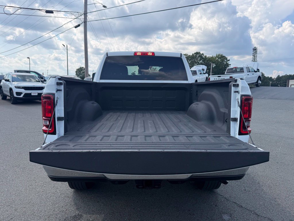 Used 2026 RAM 2500 Big Horn AWD/4WD image 5