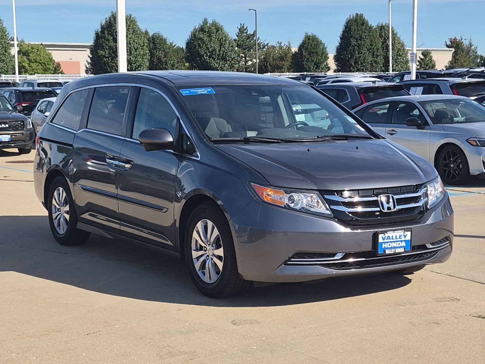 Used 2016 Honda Odyssey EX-L image 4