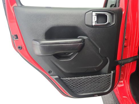 Used 2019 Jeep Wrangler Unlimited Sport S image 20