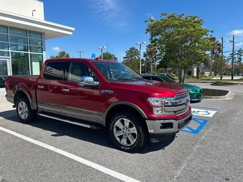 Used 2018 Ford F150 Lariat w/ Equipment Group 502A Luxury AWD/4WD image 2