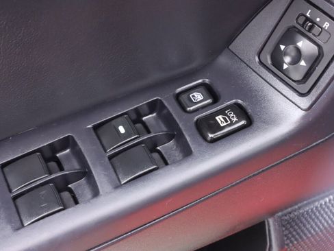 Used 2017 Mitsubishi Lancer LE image 23