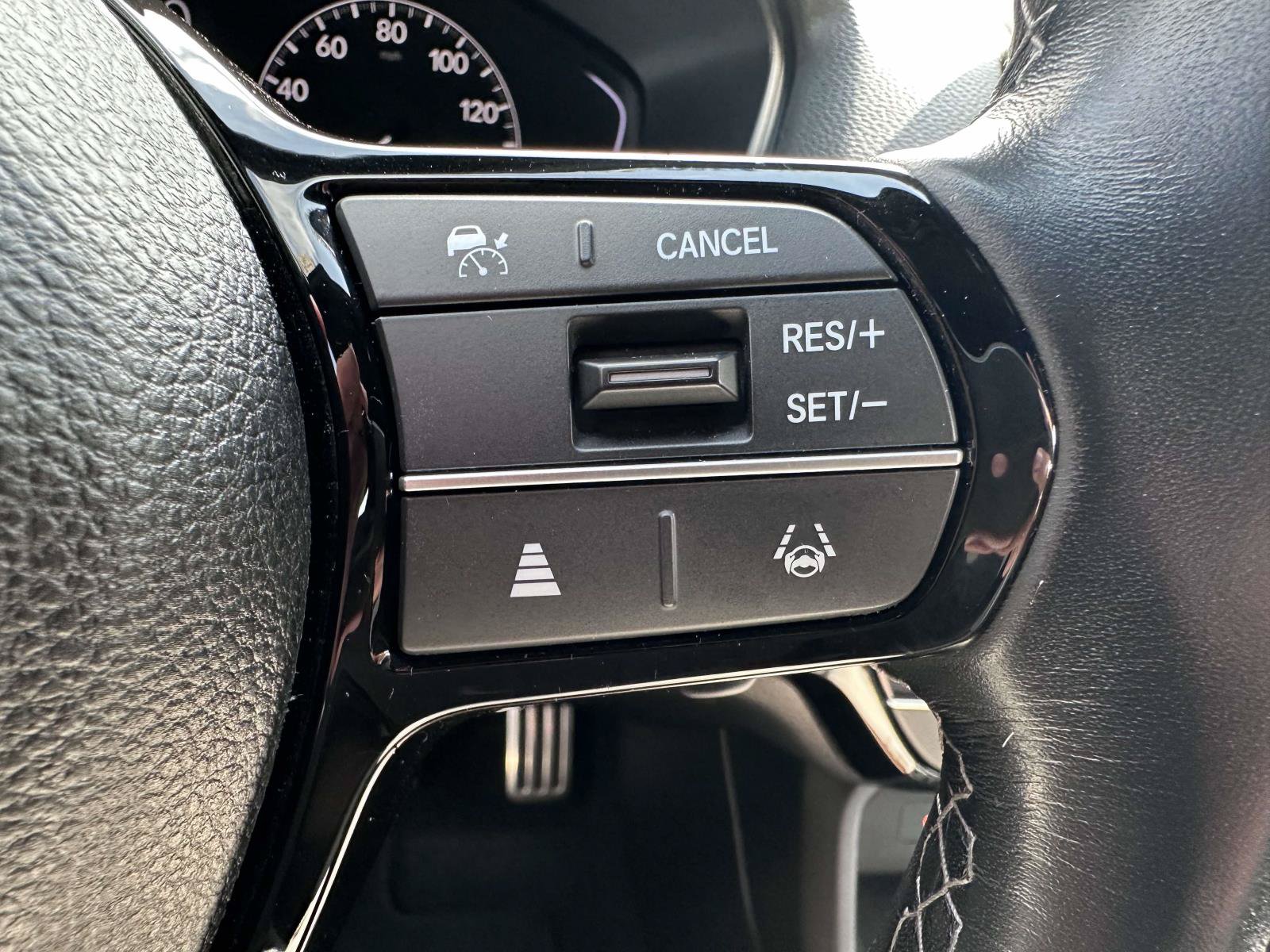 Used 2023 Honda Civic Sport image 18