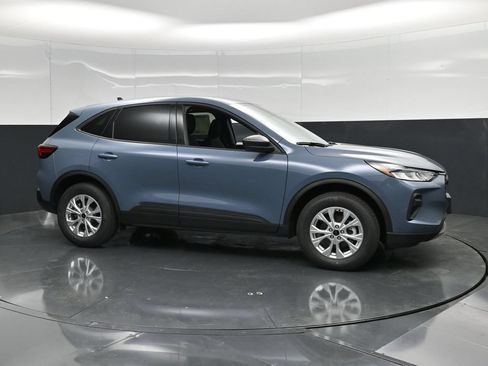 New 2026 Ford Escape Active w/ Tech Pack #1 AWD/4WD image 3