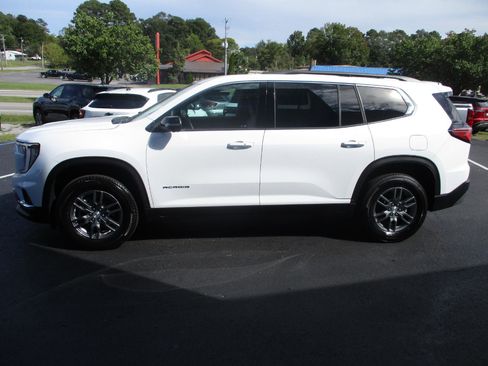 Used 2025 GMC Acadia Elevation image 30