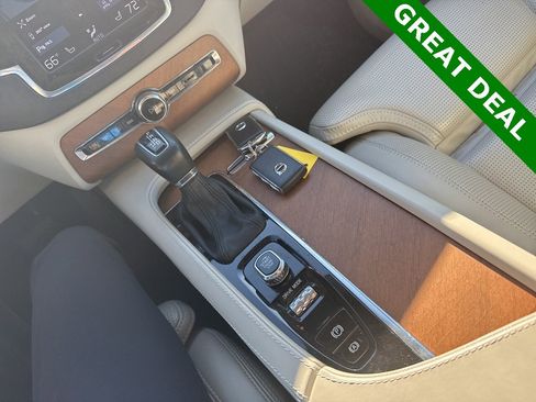 Used 2020 Volvo XC90 T6 Inscription w/ Protection Package Premier image 31