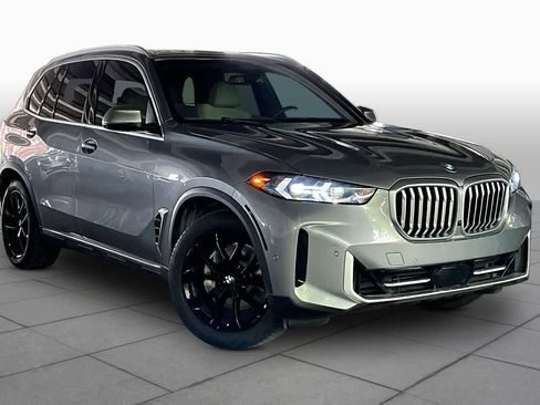 Used 2025 BMW X5 sDrive40i w/ Premium Package RWD image 2