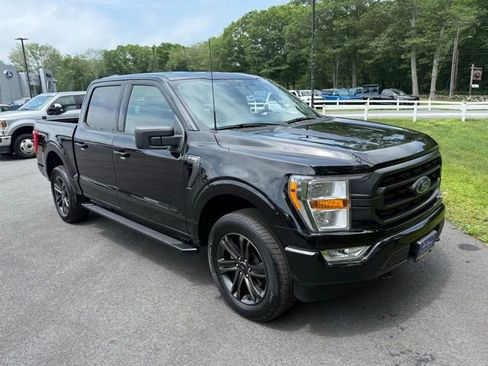 Certified 2022 Ford F150 XLT w/ Equipment Group 301A Mid image 9