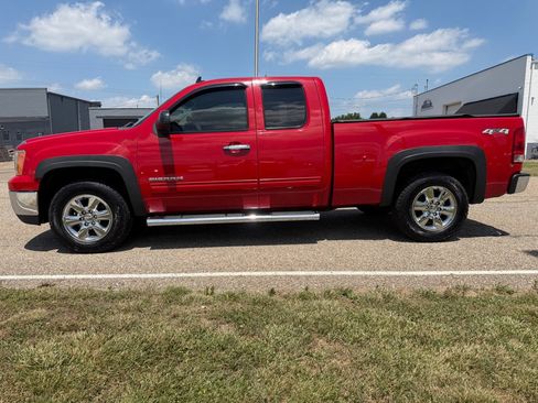 Used 2012 GMC Sierra 1500 SLE w/ Power Tech Package AWD/4WD image 8