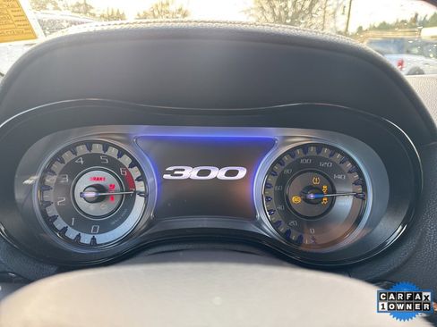 Used 2019 Chrysler 300 S w/ S Model Appearance Package image 18