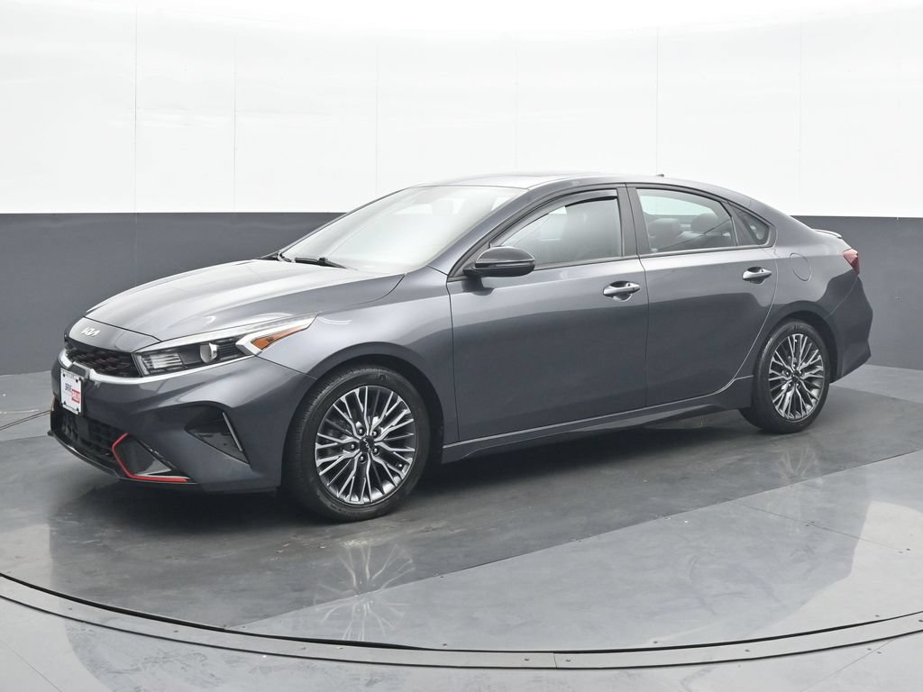 Used 2023 Kia Forte GT-Line w/ GT-Line Premium Package FWD image 2