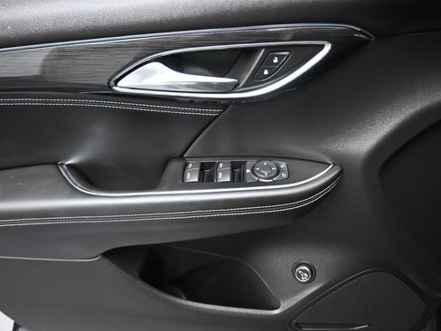 Used 2023 Buick Envision Preferred image 10