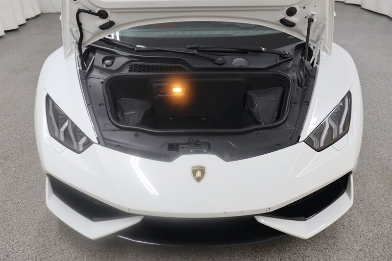 Used 2015 Lamborghini Huracan LP 610-4 AWD/4WD image 26
