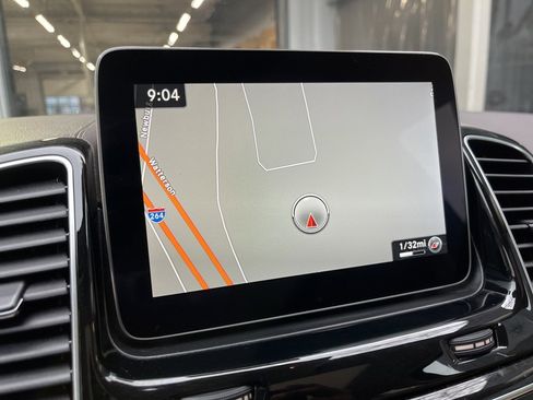 Used 2018 Mercedes-Benz GLE 43 AMG GLE 43 AMG image 34